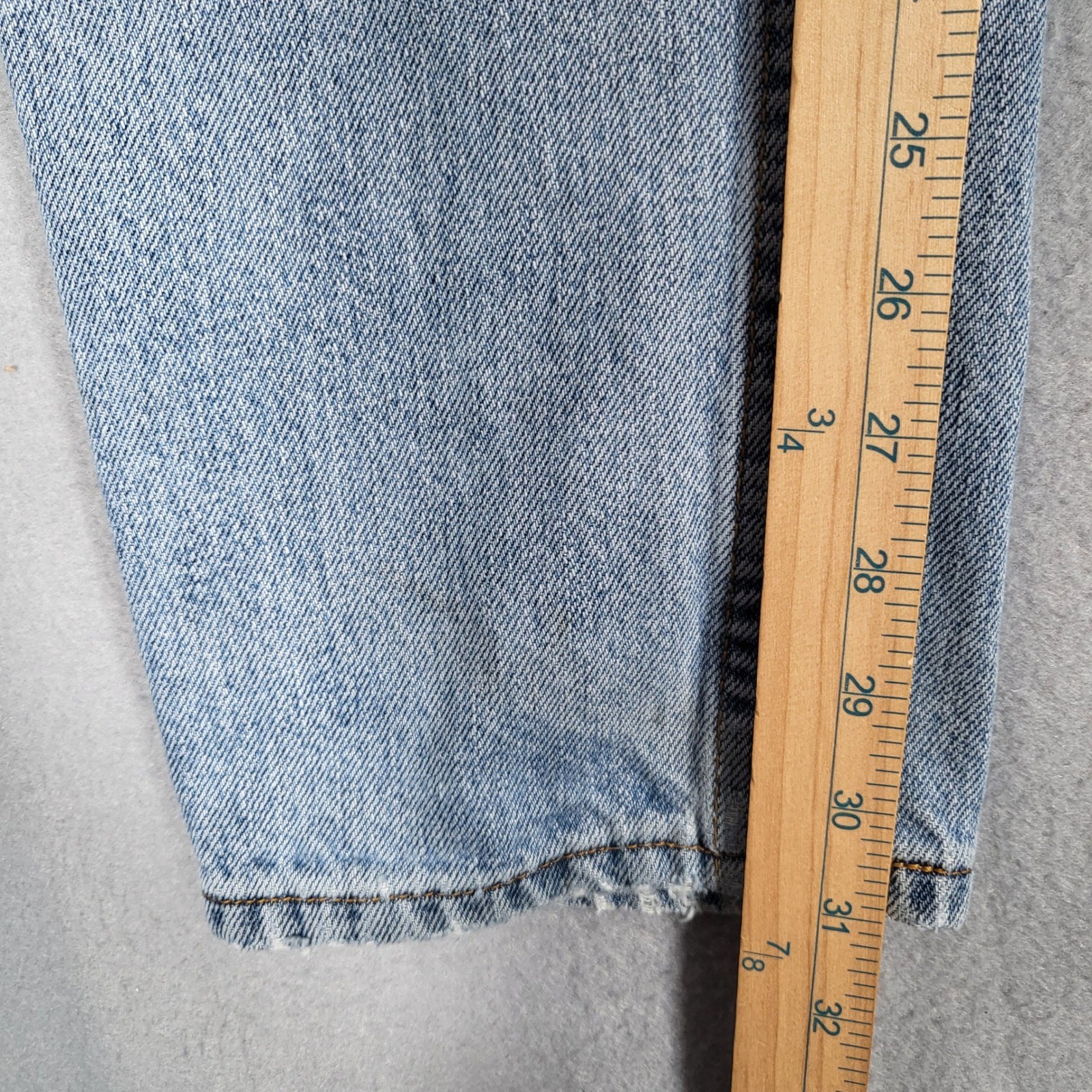 Levi’s 512 Jeans Men’s 32×32 Blue 100% Cotton Denim Light Wash Slim Fit
