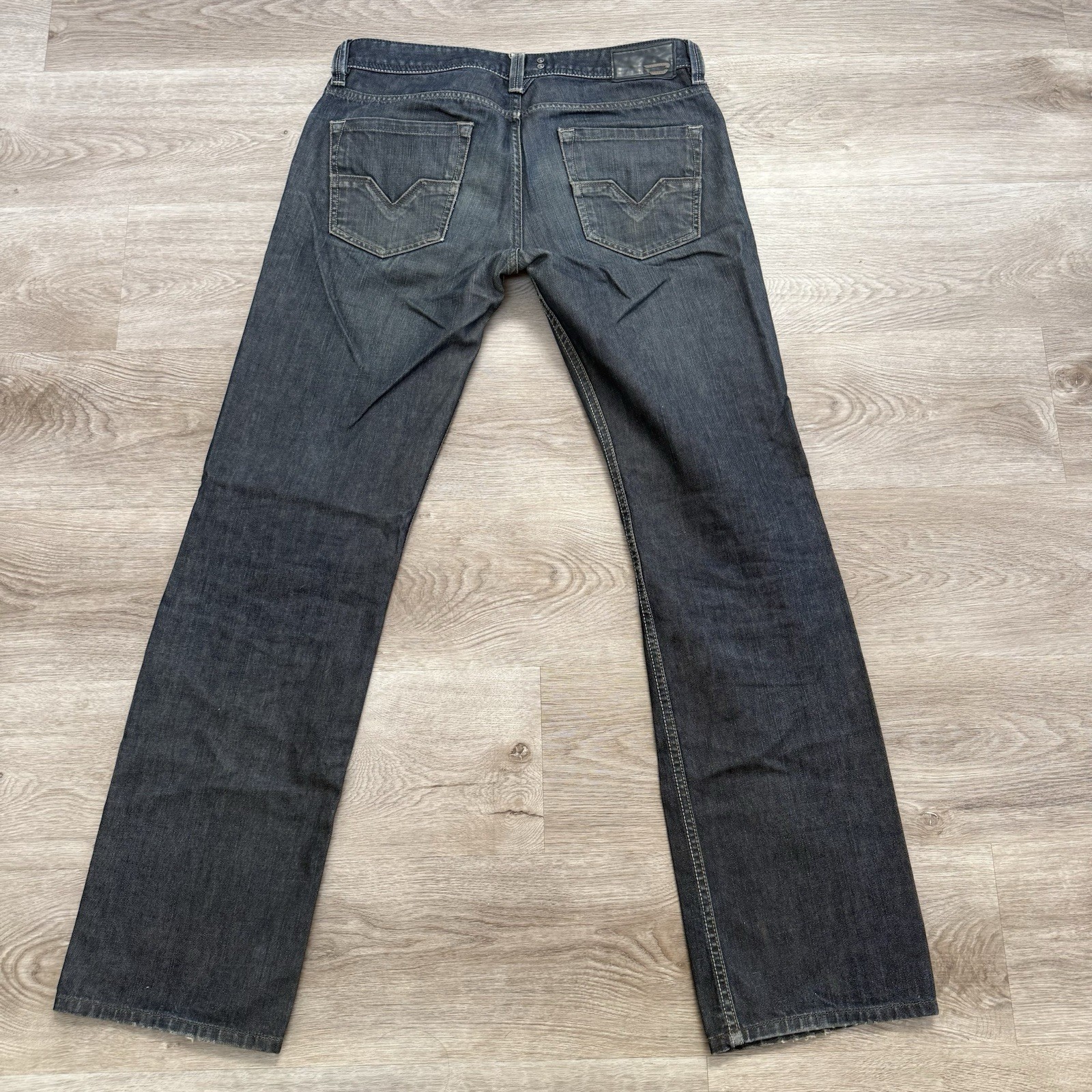 Diesel Larkee Regular Straight Jeans Mens 31×32 Blue Dark Wash 0088Z Distressed