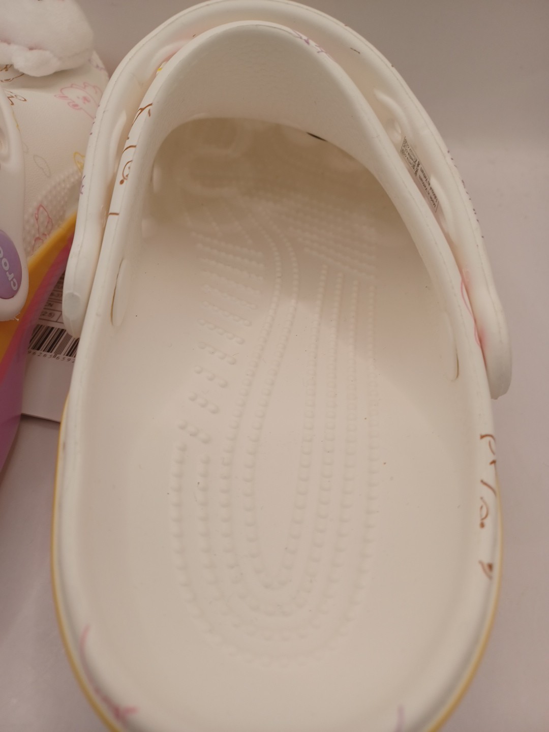 NEW Crocs Line Friends Classic Size Men 4 Women 6 US