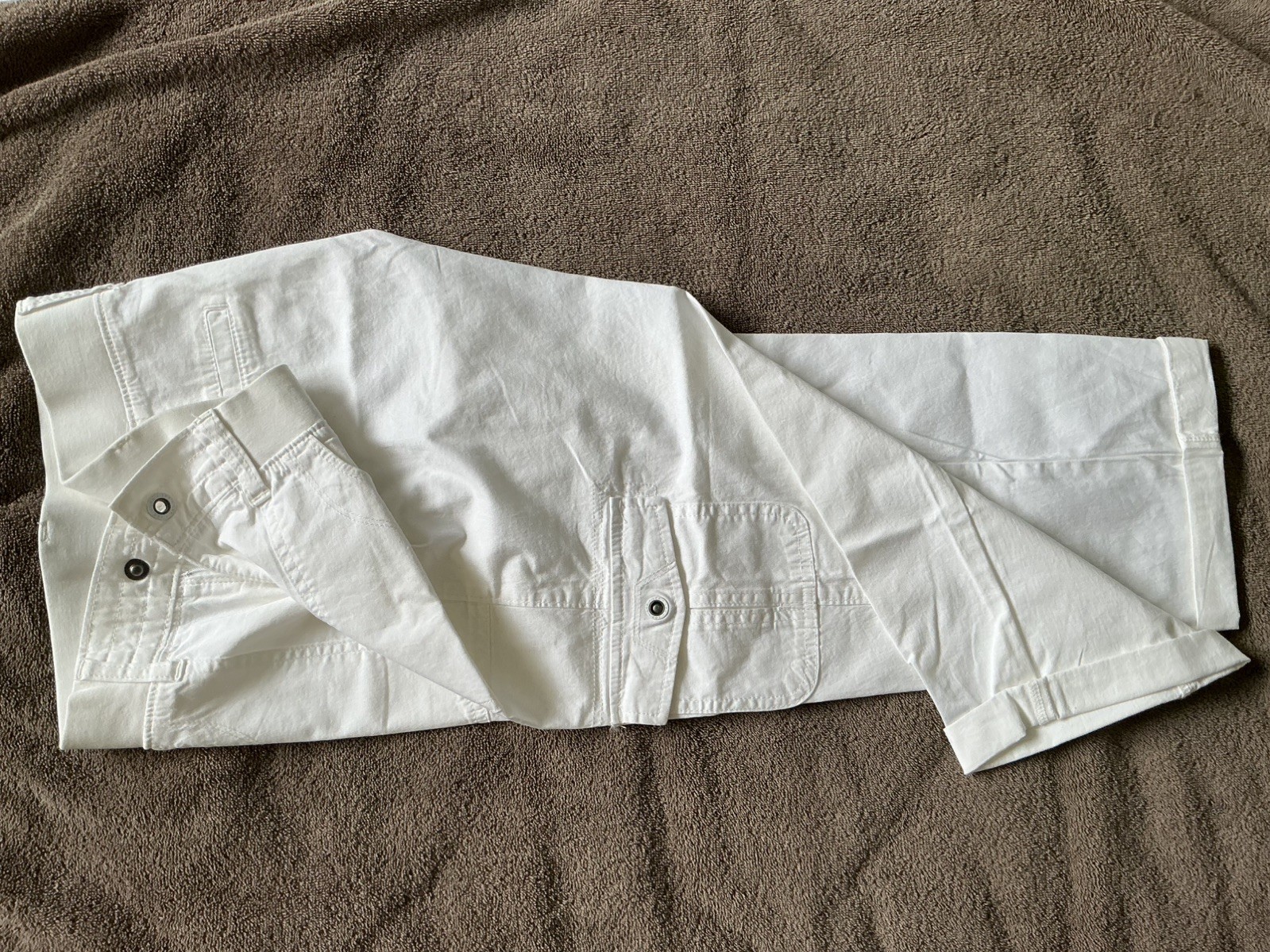 Lee Women’s White Capri Relaxed Fit Sz 10 Pre-Owned $8