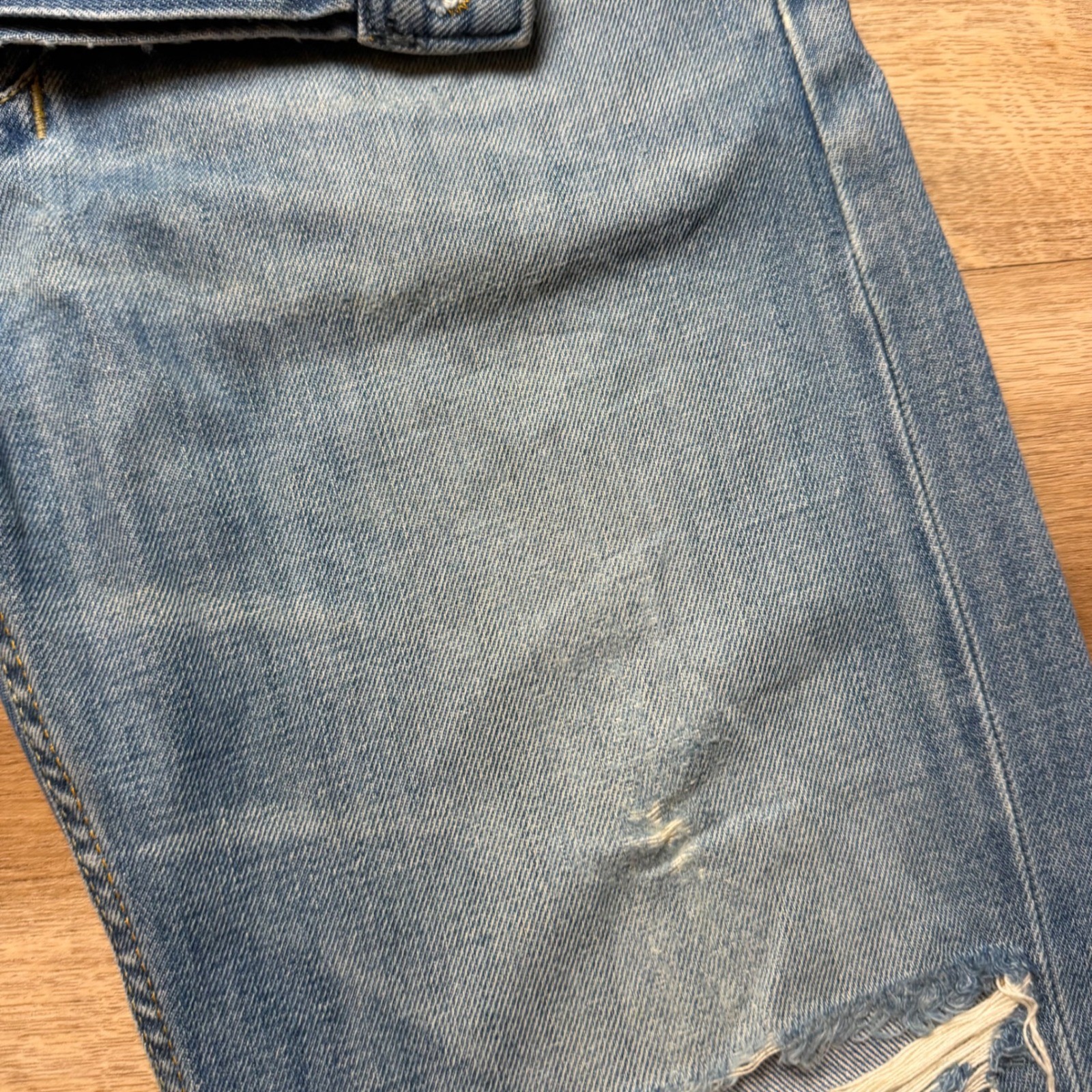 Diesel Larkee Jeans Mens 30×31 Blue Light Wash Distressed Straight Leg 008AT Y2K