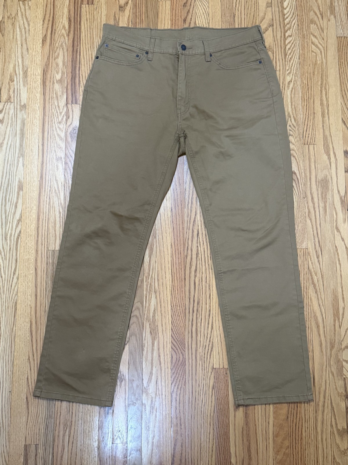 36W x 32L Levi’s Men’s 541 Athletic Fit Jean Khaki Caraway-Twill – NICE!