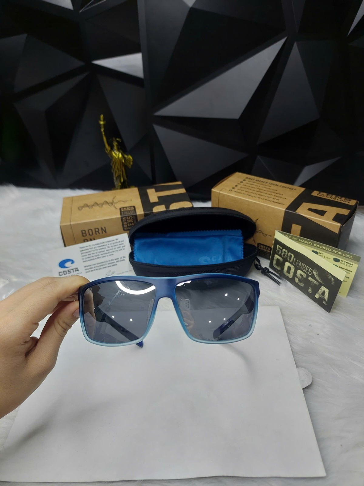 Costa Del Mar Rinconcito Gradient Blue Frame/gray Polarized Lenses