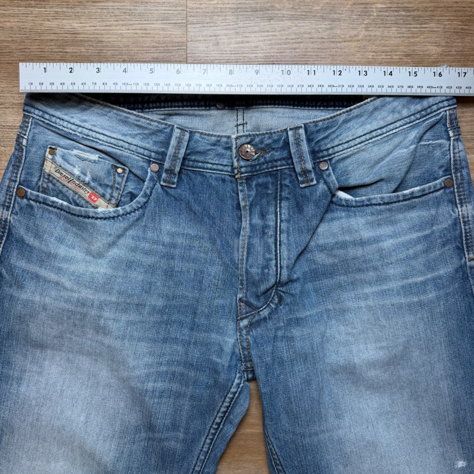 Diesel Larkee Jeans Men 33×36 Blue Regular Straight Leg Wash 0817C Button Fly