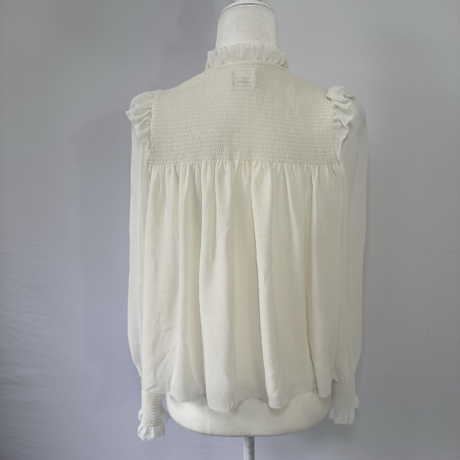 Wilfred Aritzia 2XS Ivory Smocked Ruffle Blouse Lace-Up Cottagecore Romantic