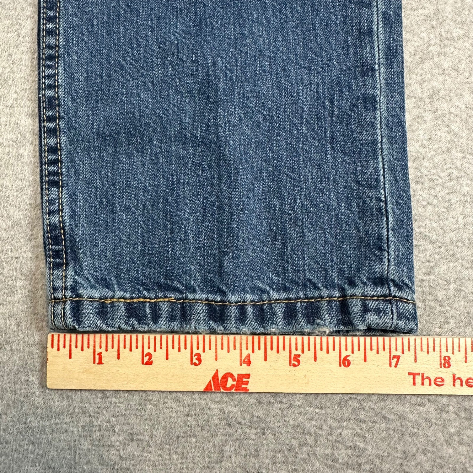 Levi’s 511 Men’s Size 36Wx34L Slim Fit Denim Jeans Medium Wash Blue Stretch
