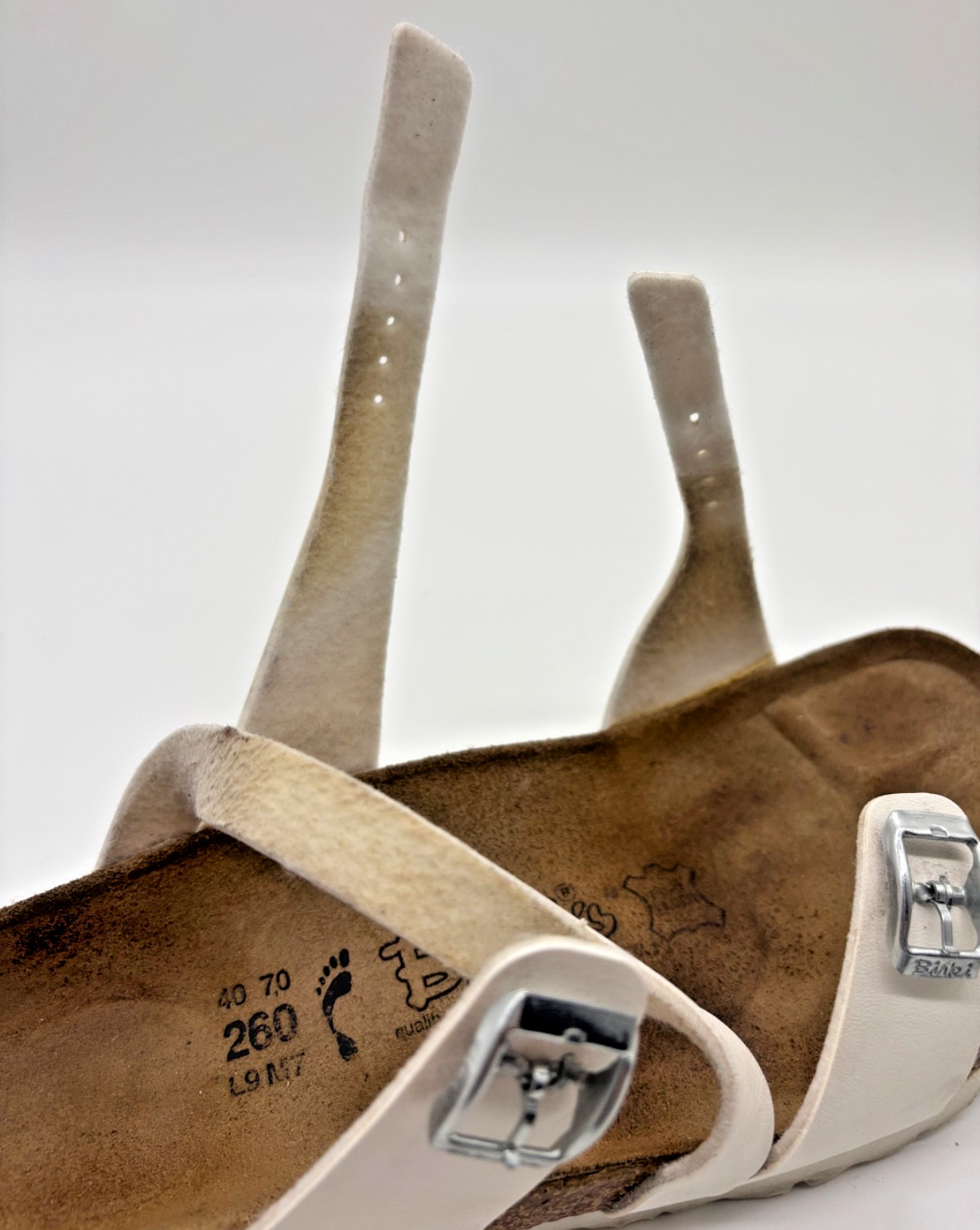 Birkenstock Birki’s Salina Sandals White Strappy Buckle Slides EU 40 US 9