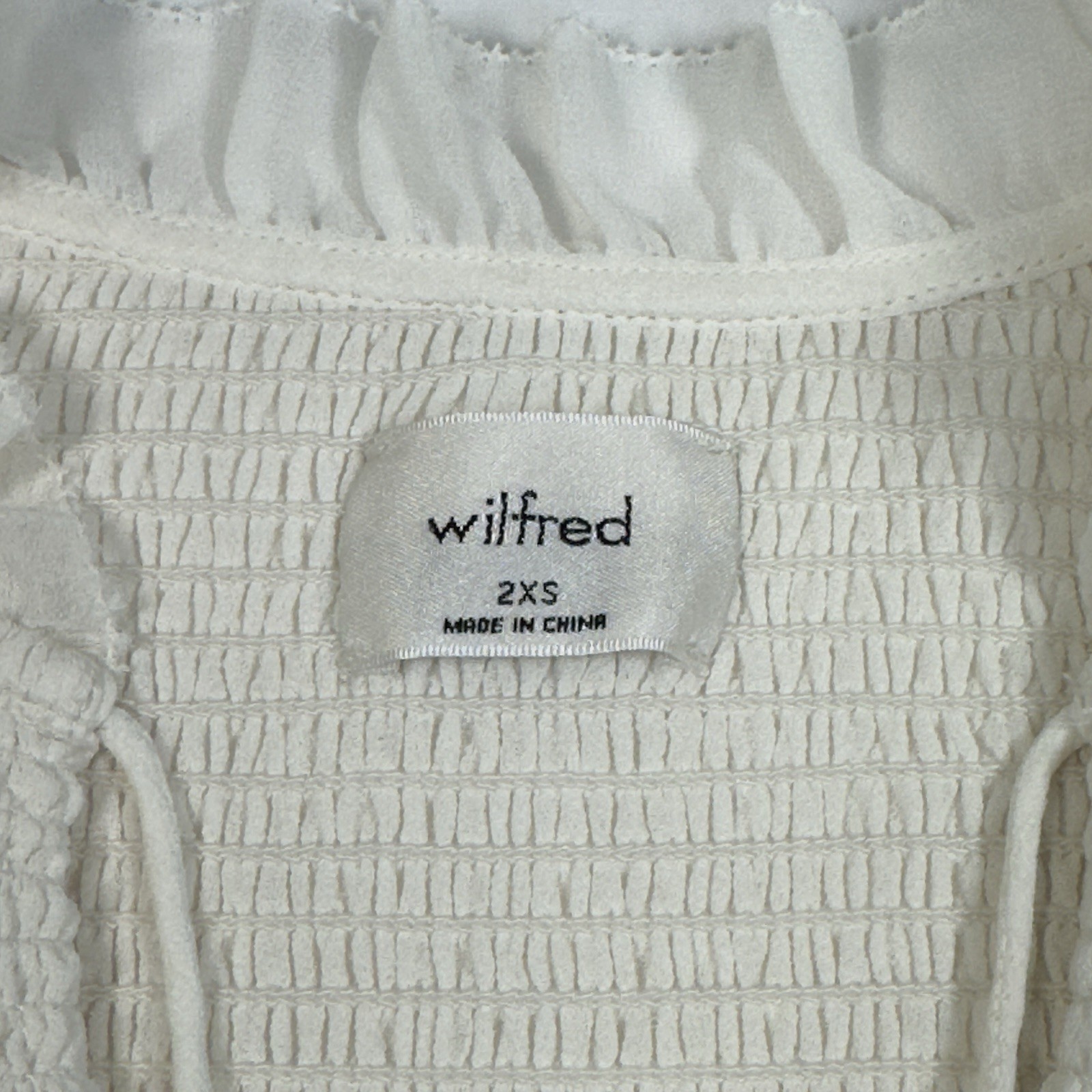 Wilfred Aritzia 2XS Ivory Smocked Ruffle Blouse Lace-Up Cottagecore Romantic