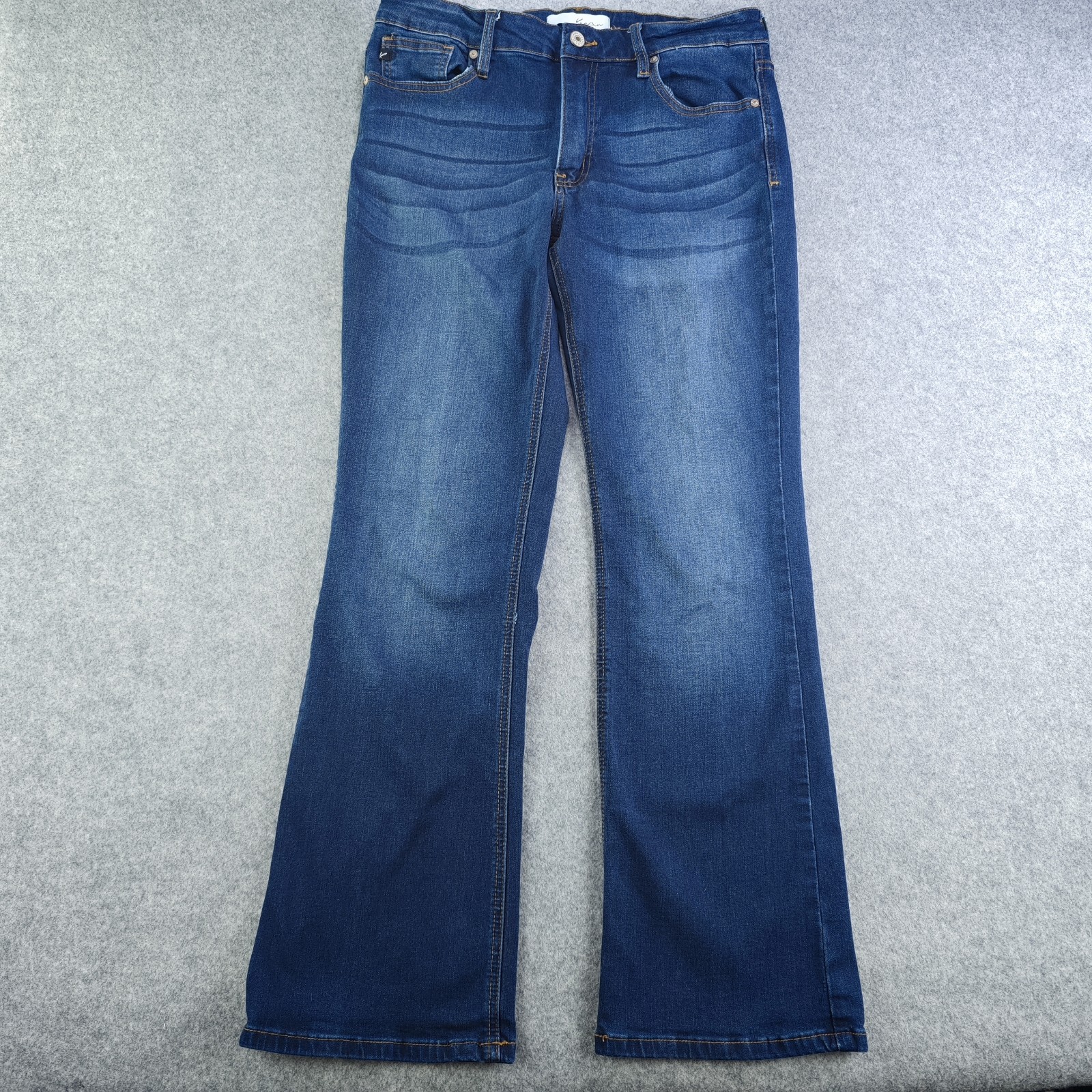 Kancan Jeans Women’s 31 Bootcut Stretch Mid Rise 31×29 Medium Wash Denim