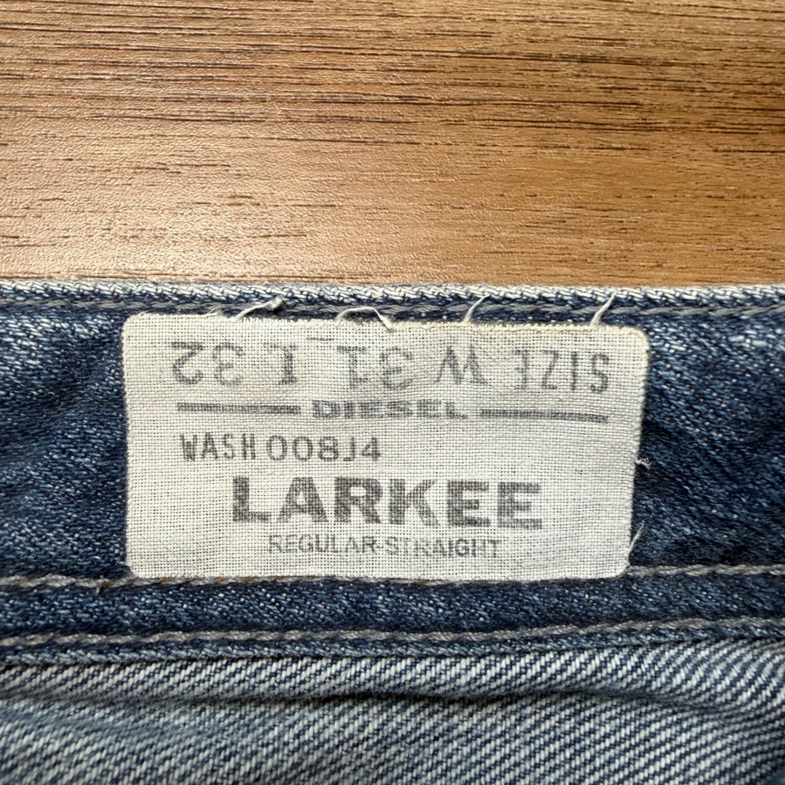 Diesel Larkee Jeans Mens 31×32 Blue Regular Straight Leg Distressed Wash 008J4