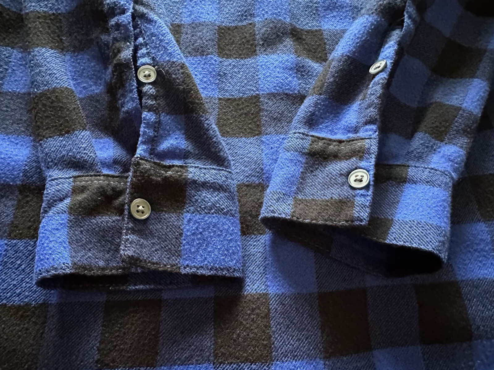Banana Republic Boyfriend Fit Small Blue Black Buffalo Plaid Button Down Shirt