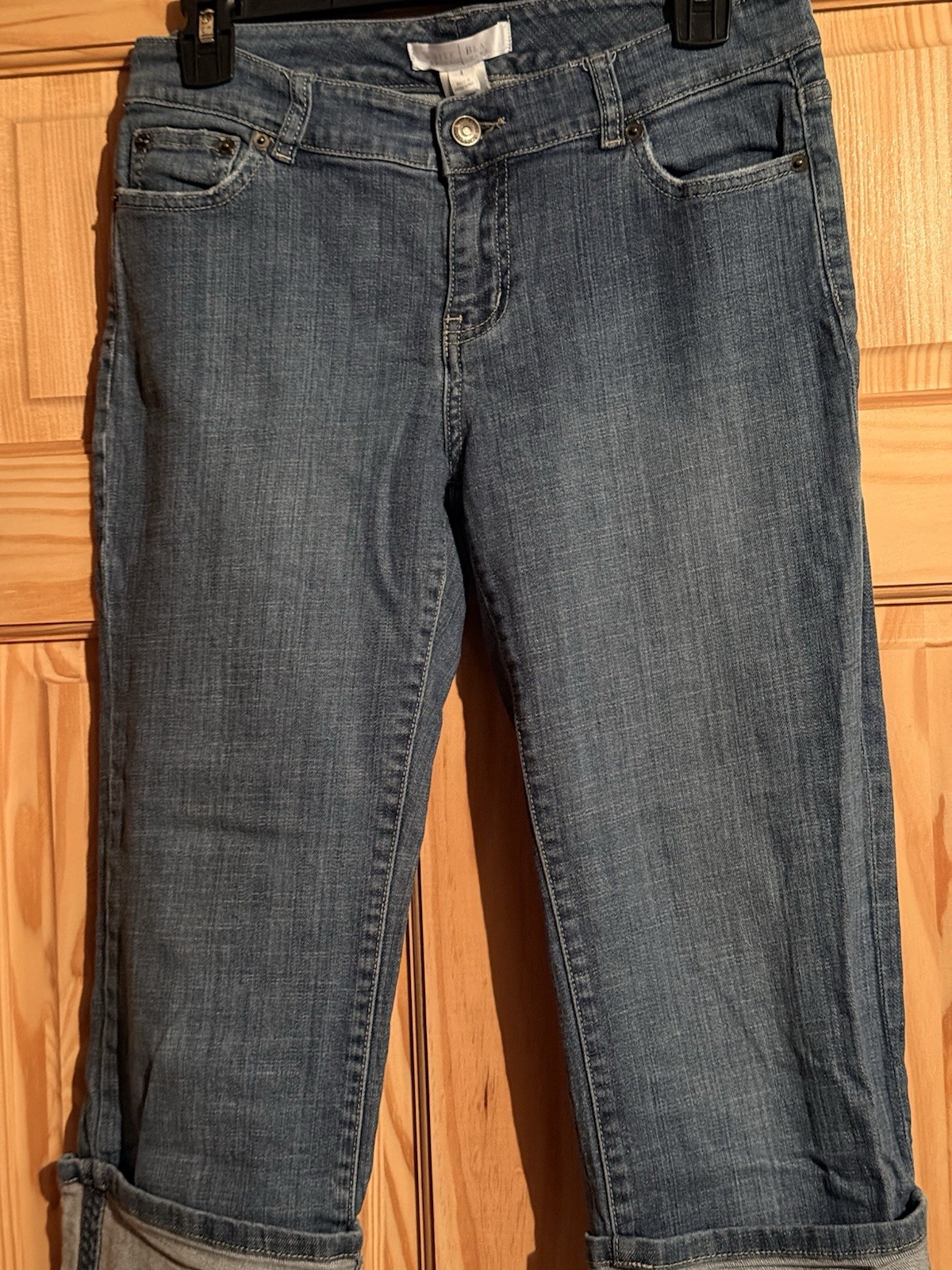 White House Black Market Women’s Capri Denim Jeans Blue Medium Wash Stretch 4