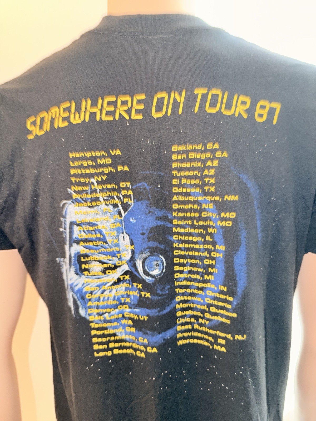 Vintage 1987 Iron Maiden “Somewhere On Tour” 87’ concert T-Shirt XL