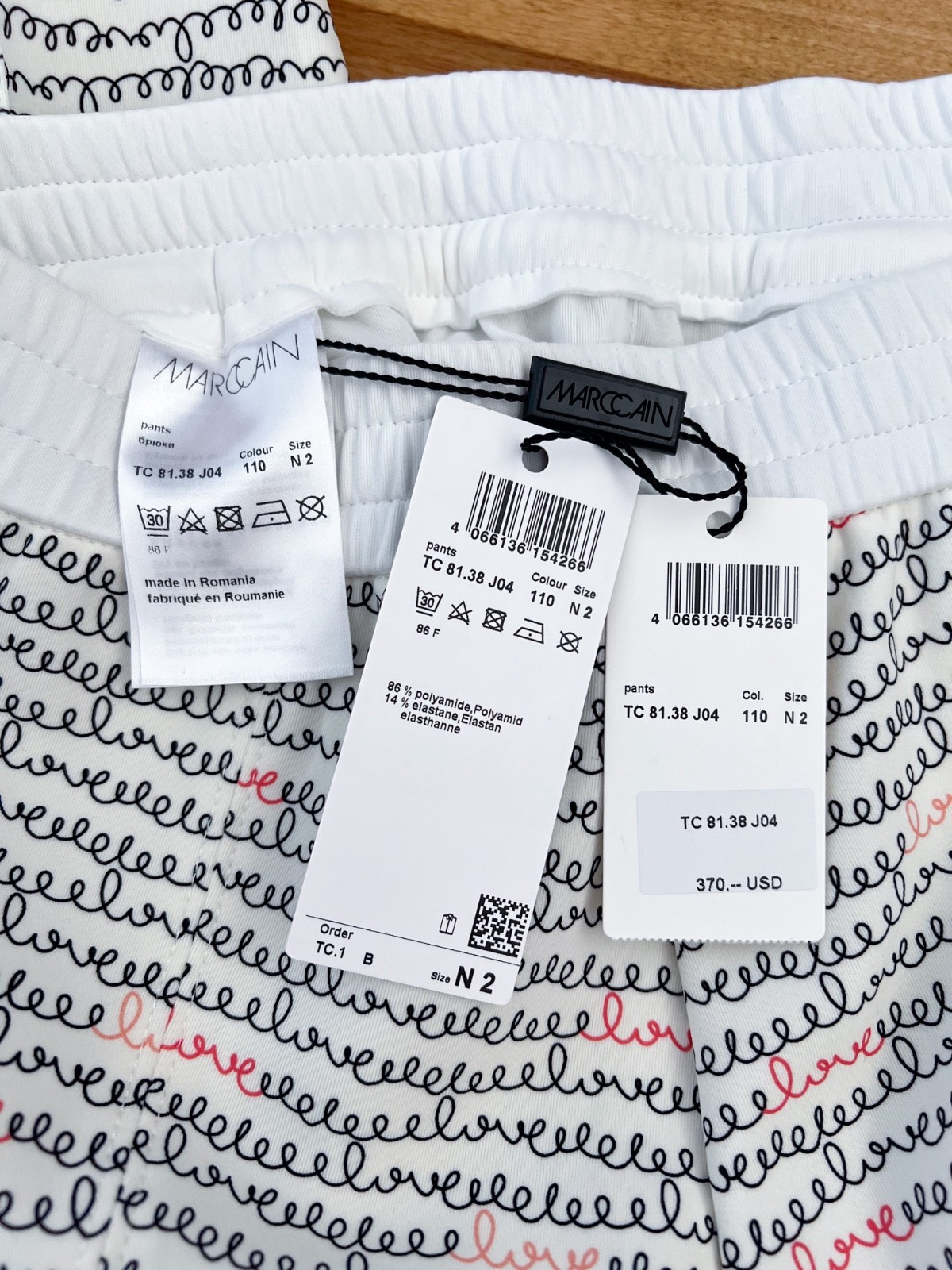 $370 MARC CAIN Scuba Jersey Jogger Love Print Off-White Black N2 NWT TC81.38 J04