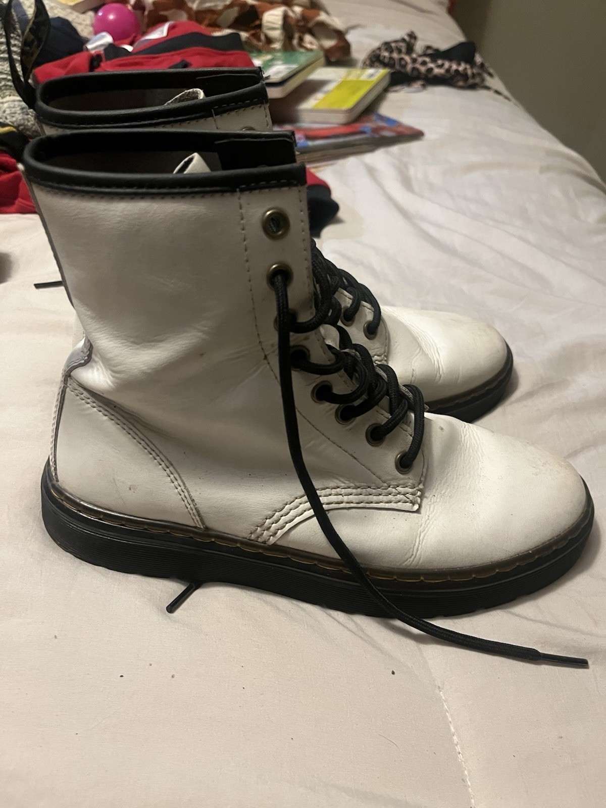 Dr. Martens Leather Combat Ankle Boots Lace-Up Round Toe US 7 White/Black