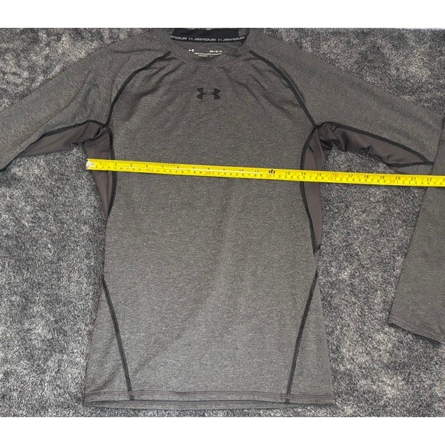 Under Armour Womens HeatGear Compression Shirt Gray Long Sleeve Medium Workout