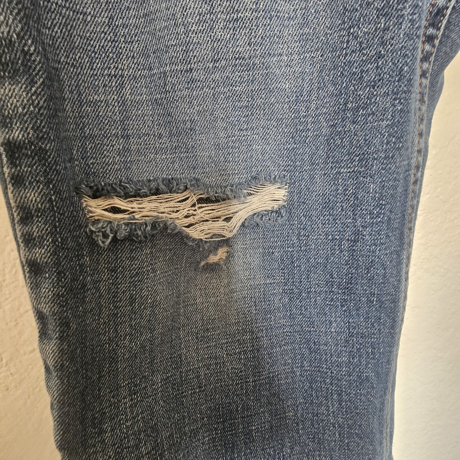 Levi’s Slim Straight Distressed Blue Denim Jeans 500 Series Classic Men’s