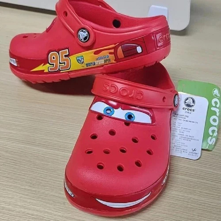 Kid’s LIGHT-UP Lightning McQueen Crocs boys girls Shoe Clog Disney C8-J3 Size **