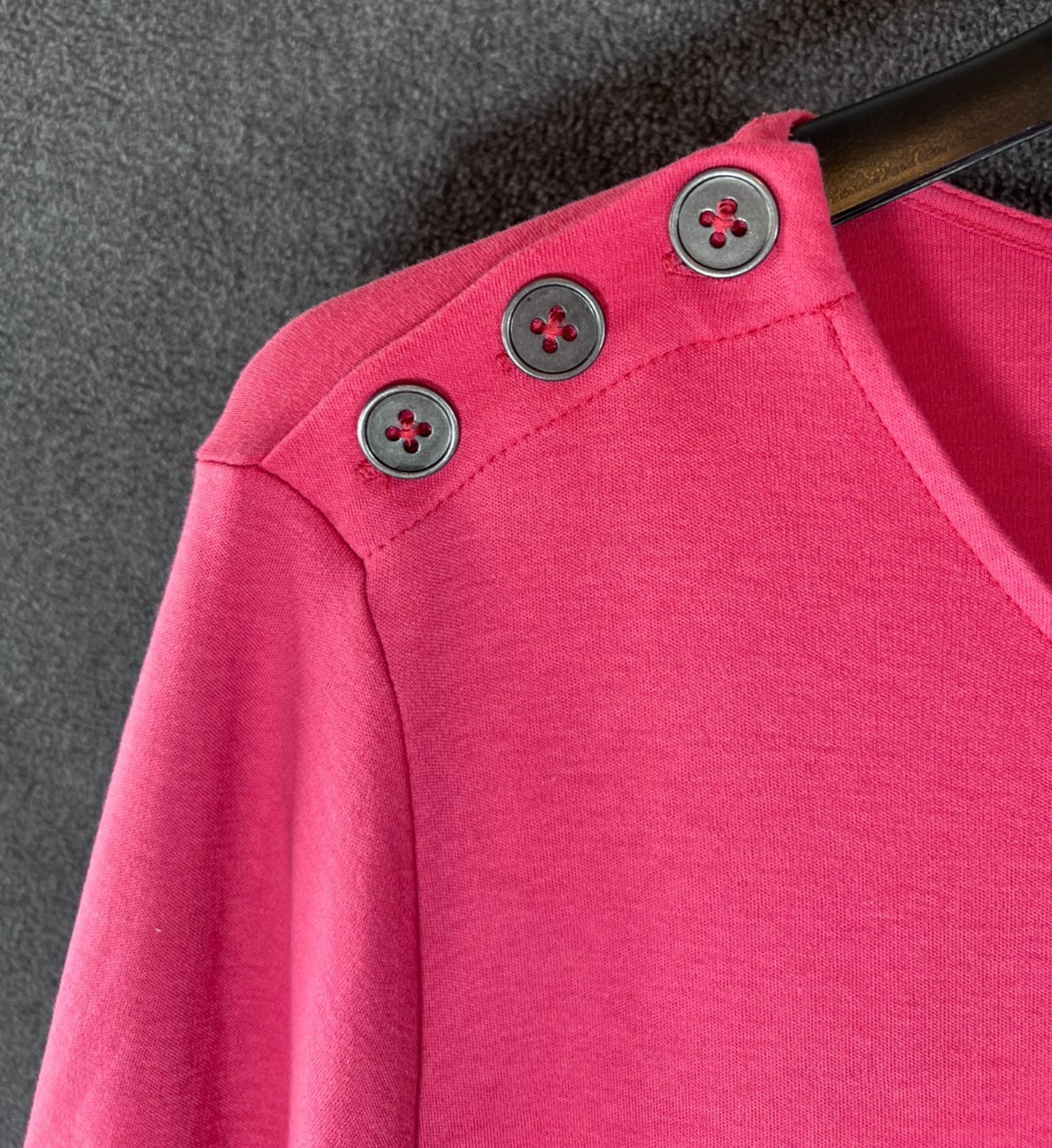 J. Jill Button Shoulder 3/4 Sleeve Round Neck Top Size XL Coral Pink. 020