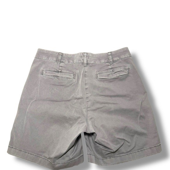 J. Crew Light Gray Women’s Shorts 7″ Inseam Sz 6 EUC