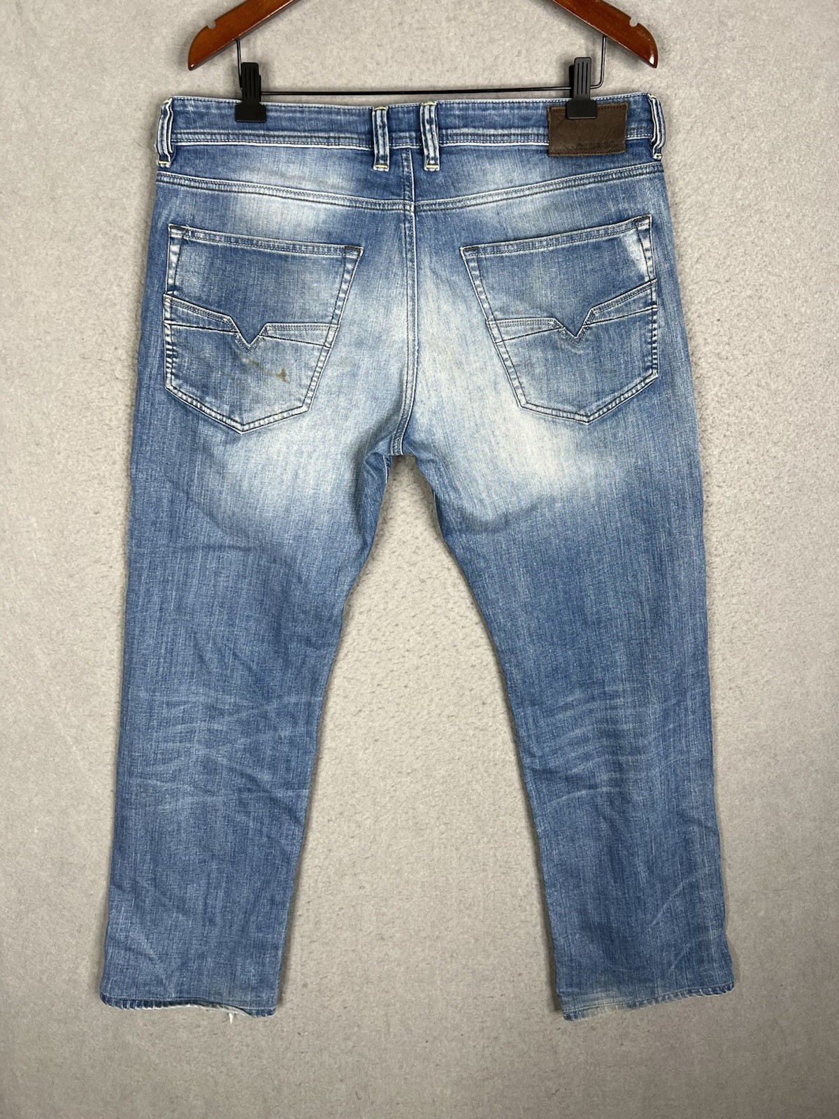 Diesel Jeans Mens 38×32 Blue Larkee Denim Pant Relaxed Light Wash