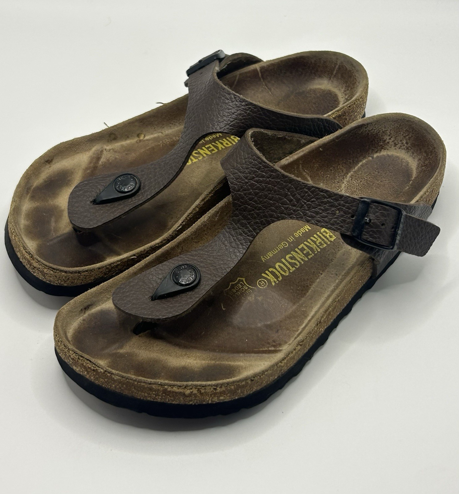 Birkenstock Women’s GIzeh Brown, Leather Thong Sandal 38 /US 7