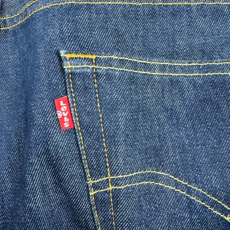 Levi’s 501 Jeans Mens 42×30 Blue Denim Straight Leg Button Fly Cowboy Workwear