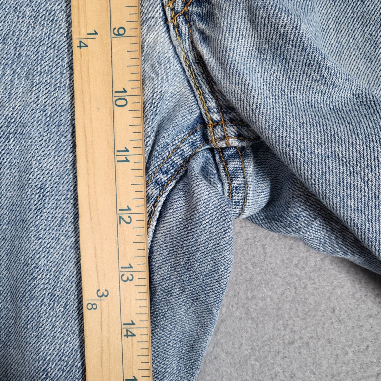 Levi’s 512 Jeans Men’s 32×32 Blue 100% Cotton Denim Light Wash Slim Fit