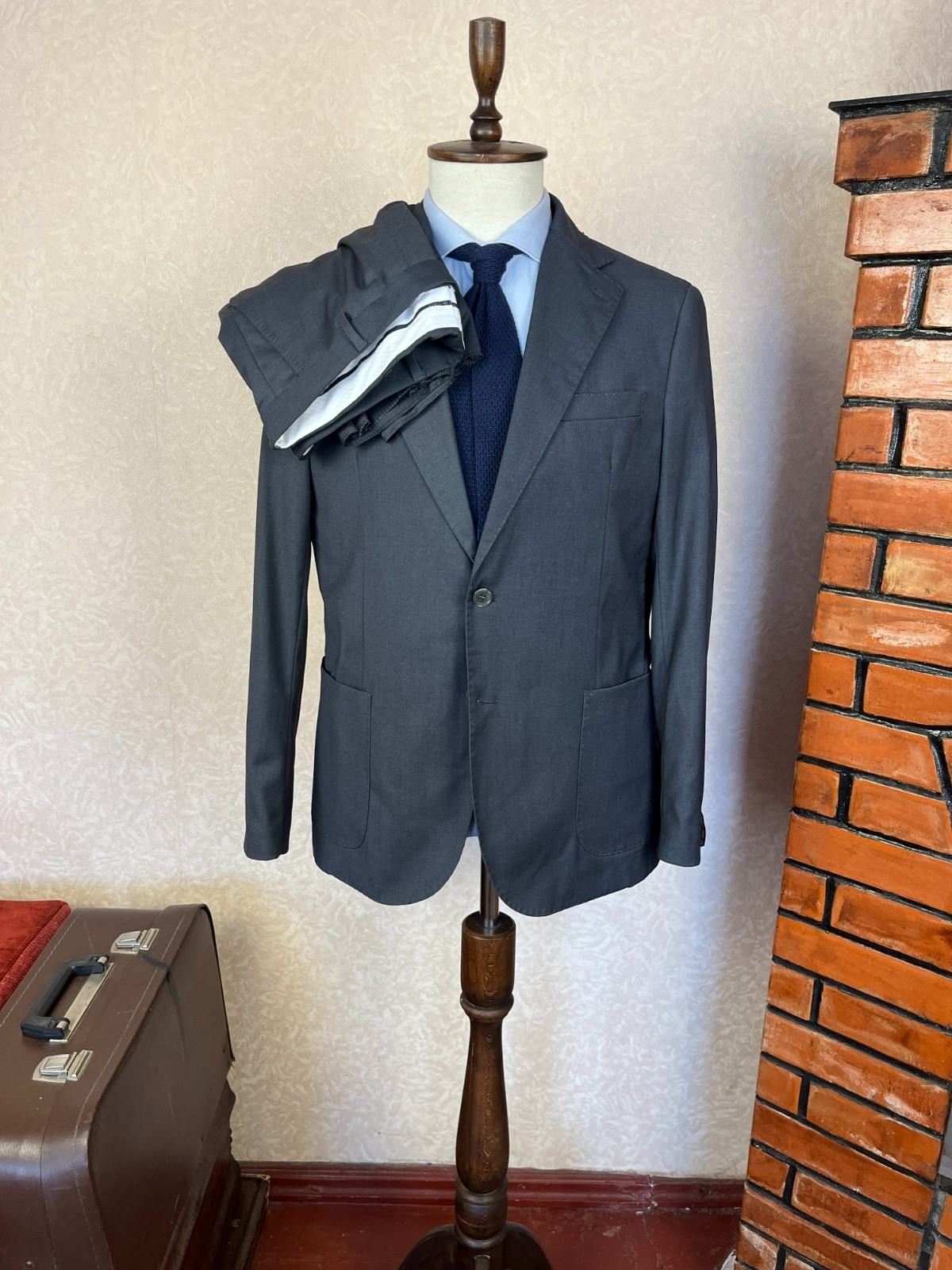 NWOT! Linea Sartoriale Gray 150’S Wool Half Lined Italian Formal Suit 42 W38 L33