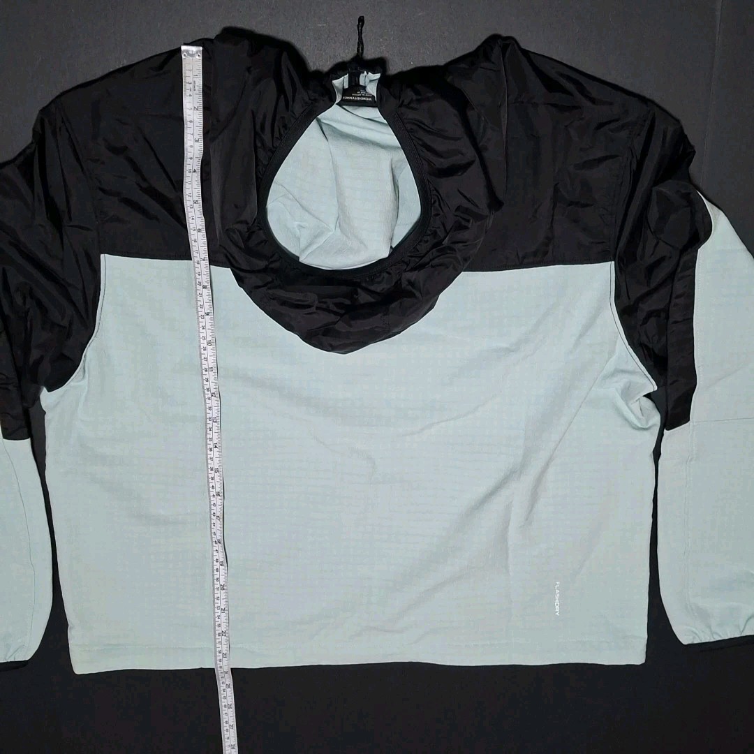 The North Face Women’s XL Tekware Grid Hybrid Jacket, Muted Pine/Black