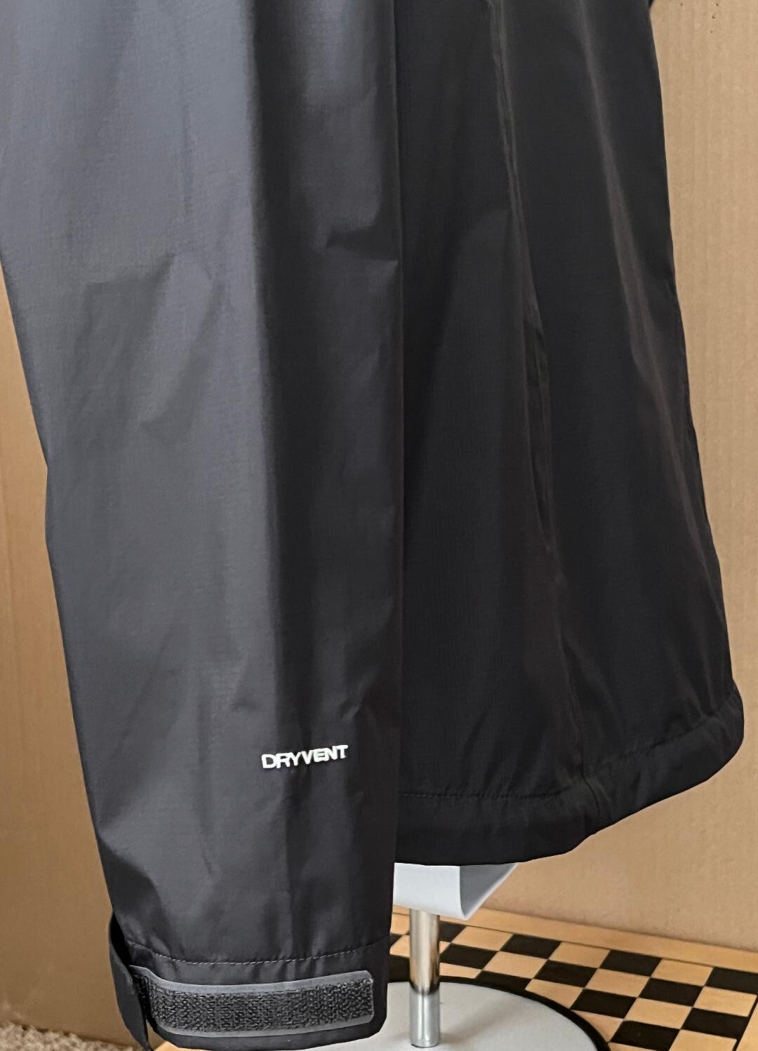 NWT The North Face Women Venture 2 Waterproof Hood Jacket White Log M,L $110