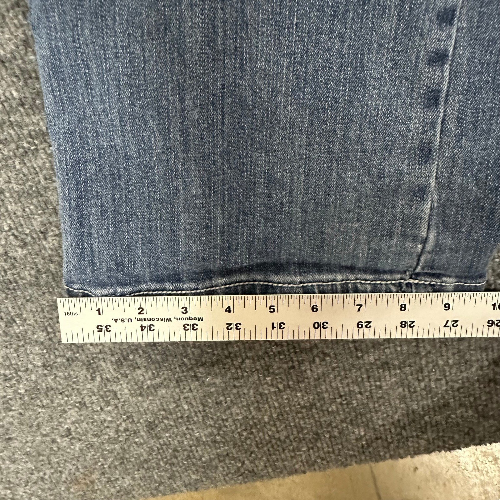 Cowgirl Tuff Co Jeans Womens Size 35×31 Blue Bootcut Thick Stitch Western Denim