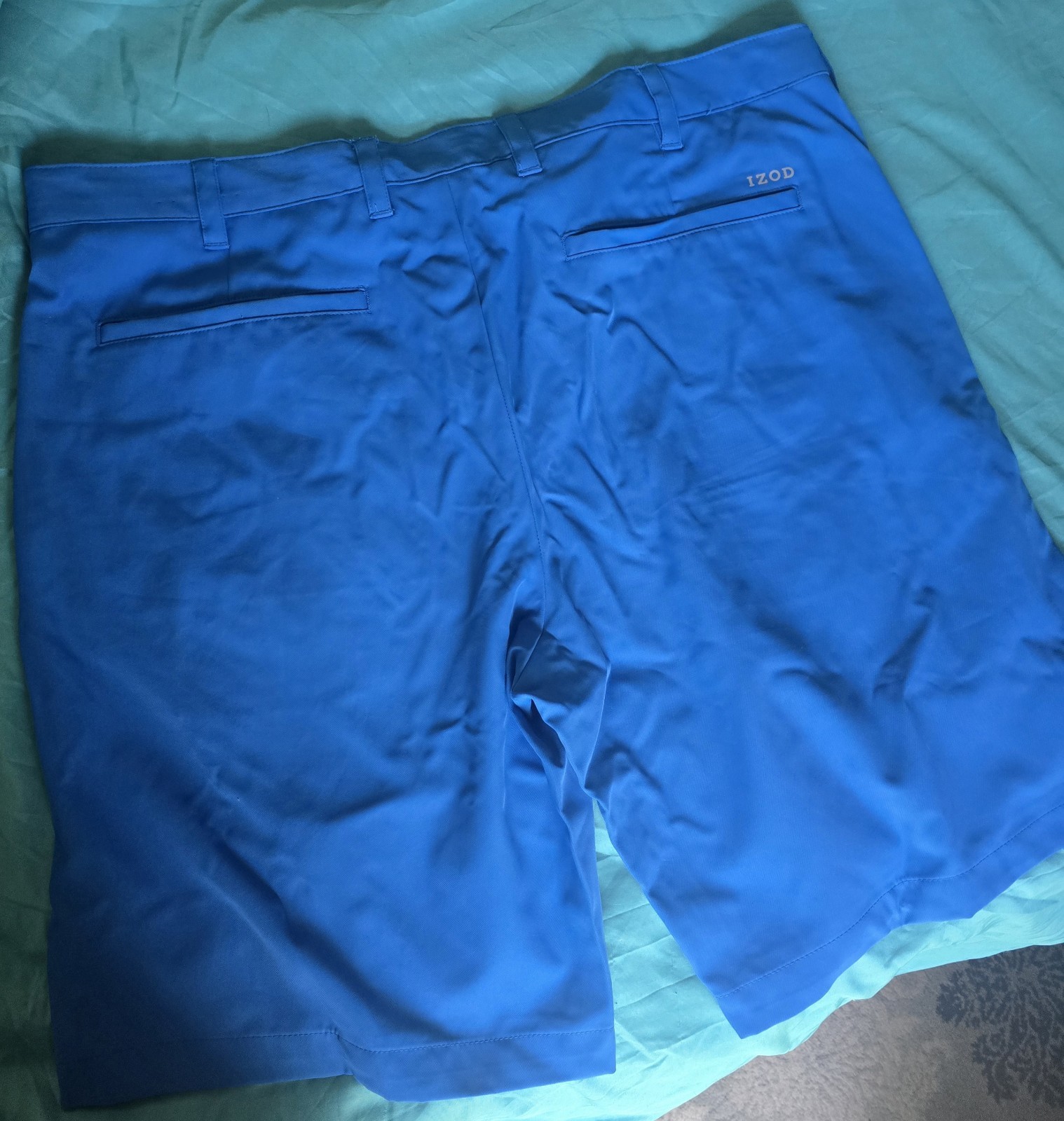 Izod Mens Golf Shorts NWOT Size 40 Blue Flat Front Quick Dry