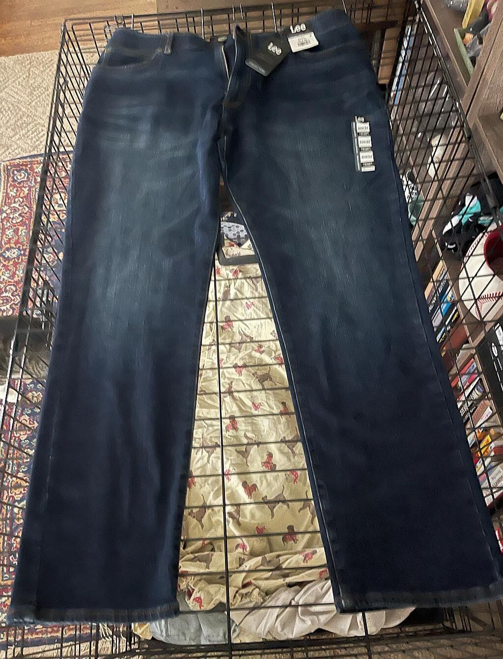 Mens Lee Jeans 40×32 Straight Taper Leg Active Stretch Brand New With Tags