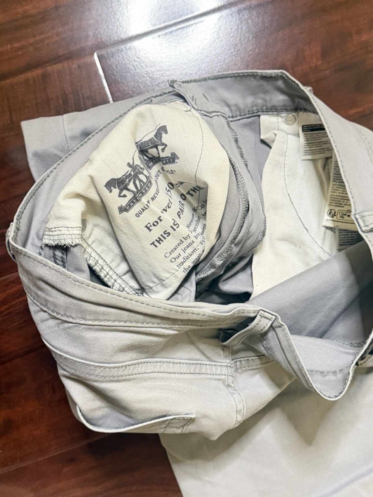 Men Levi’s 514 Straight Fit 32×32 In Grey