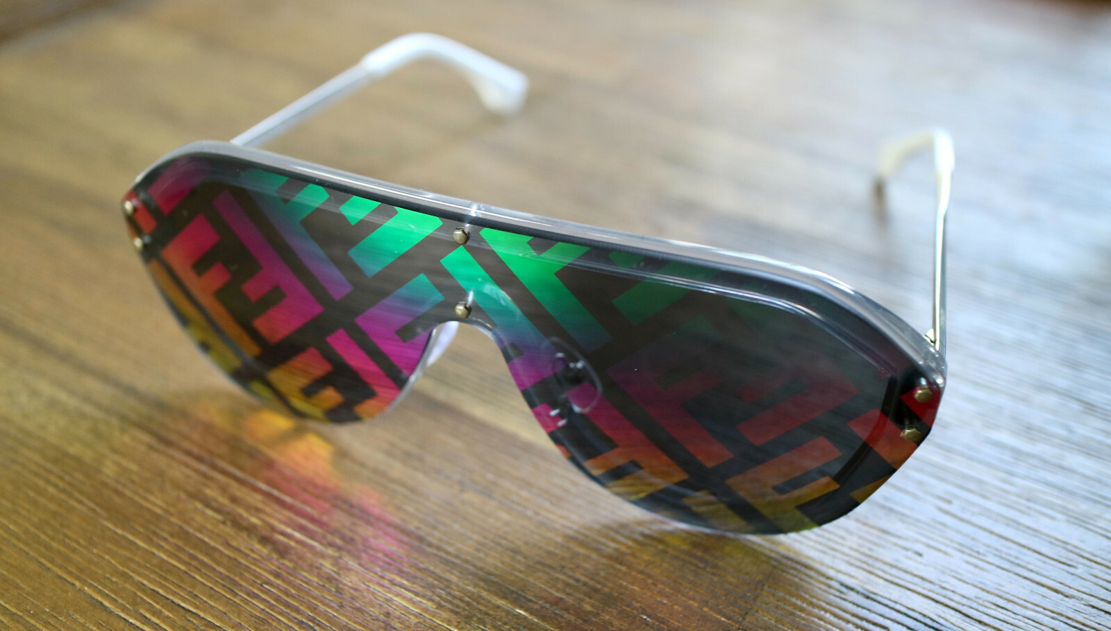 Fendi FFM0039 F74R3 Rainbow Lens Silver Frame Oversized Shield Sunglasses