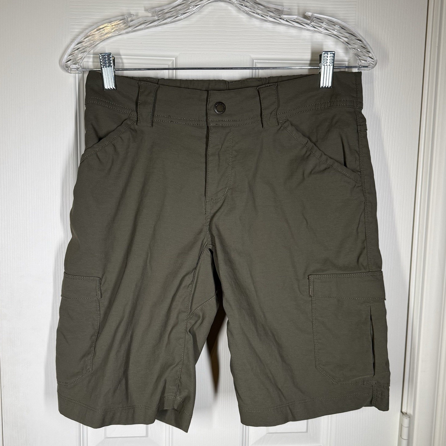 Duluth Trading Co. Women’s Cargo Shorts 4/28 Green 10″ Inseam Nylon Stretch