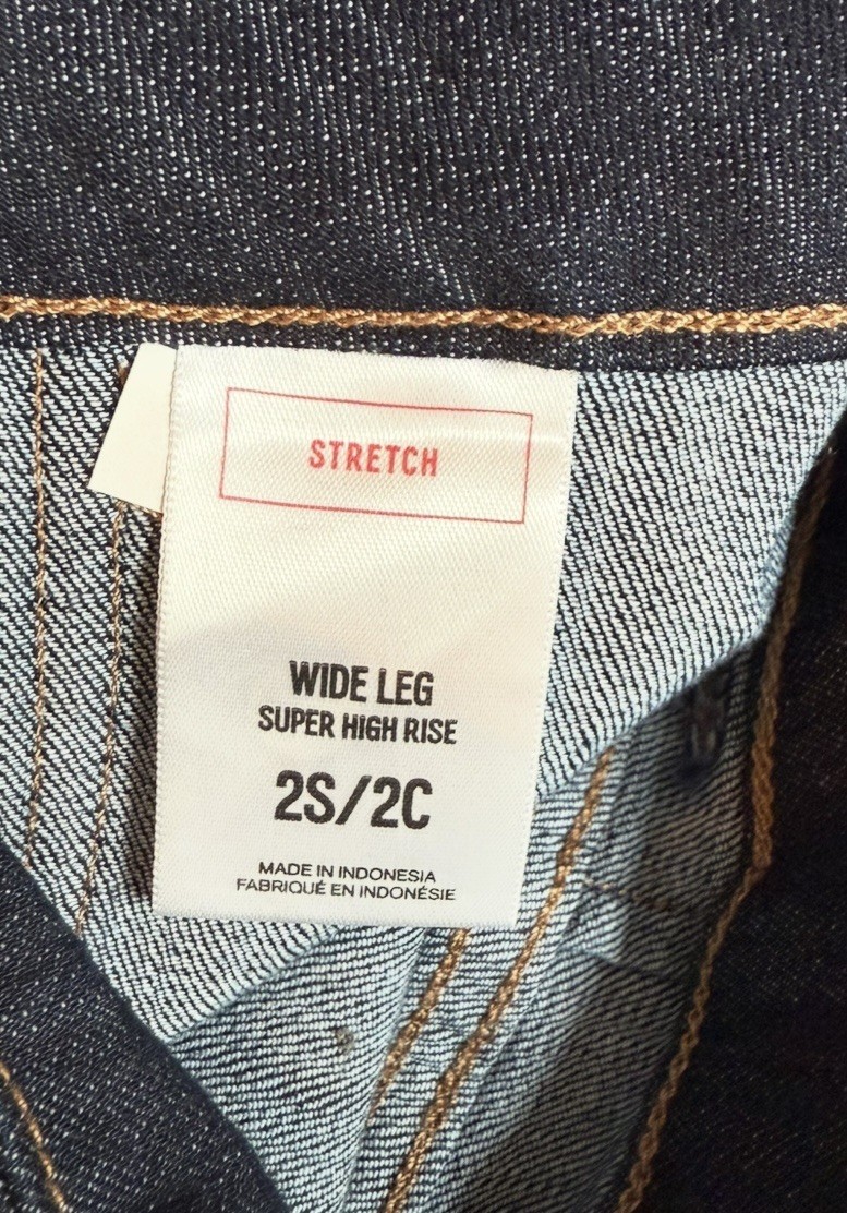 EXPRESS NWT Super High Rise Wide Leg Jeans Belted Dark Wash Women’s 2S 2C
