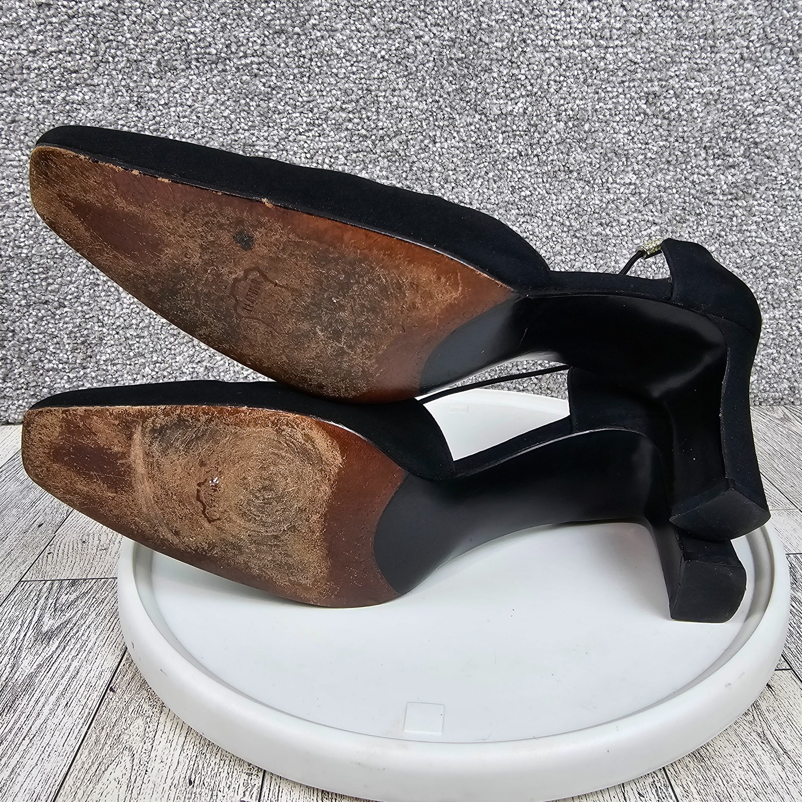 STUART WEITZMAN Heels Black Fabric Shoes Jeweled Accent Elastic Straps Size 8A