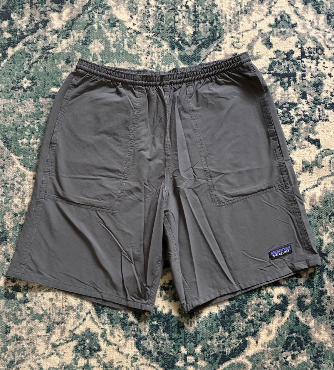 Patagonia Baggies Shorts Men’s Medium Dark Gray Nylon Polyester Unlined