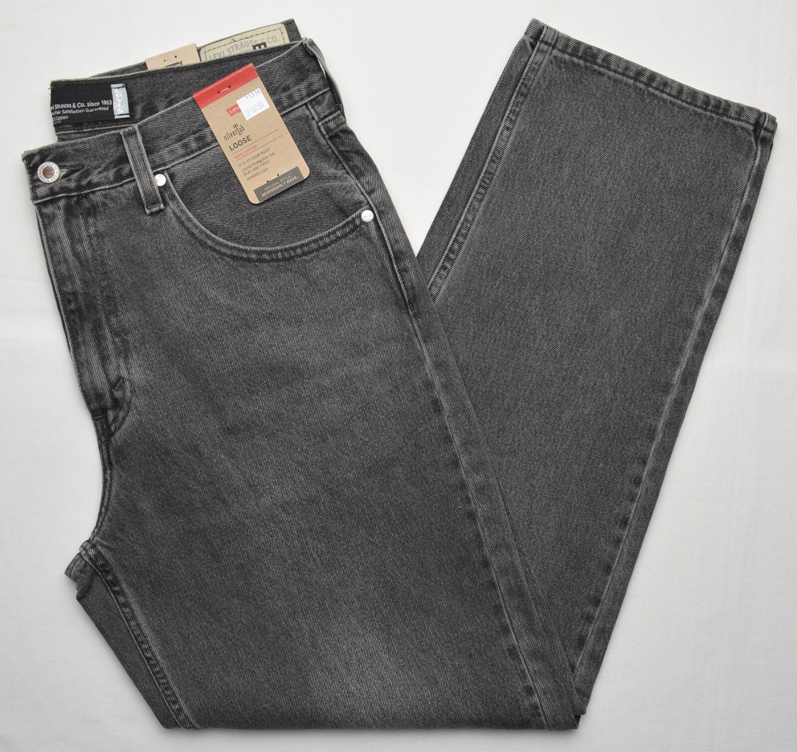 Levi’s SilverTab #11336 NEW Men’s Loose 100% Cotton Tapered Leg Jeans