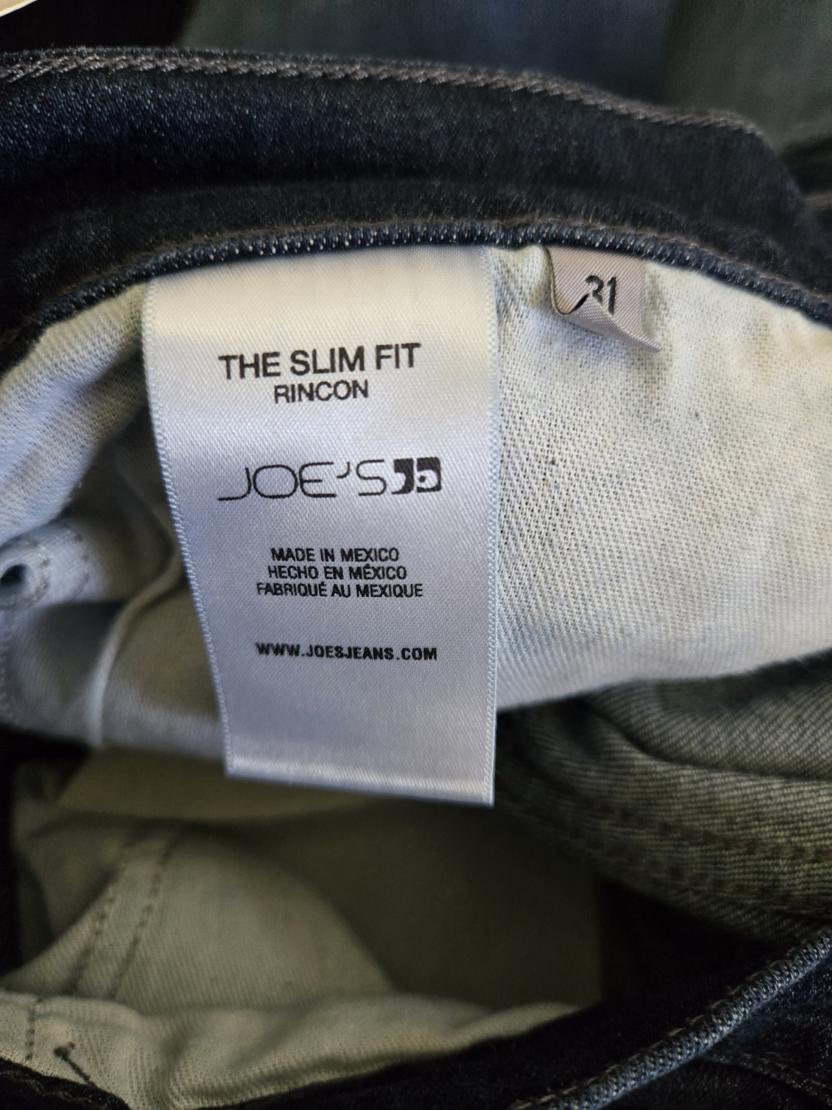 Joe’s Jeans Dark Wash Blue Denim Slim Fit Mid Rise 5-Pocket Button Jeans
