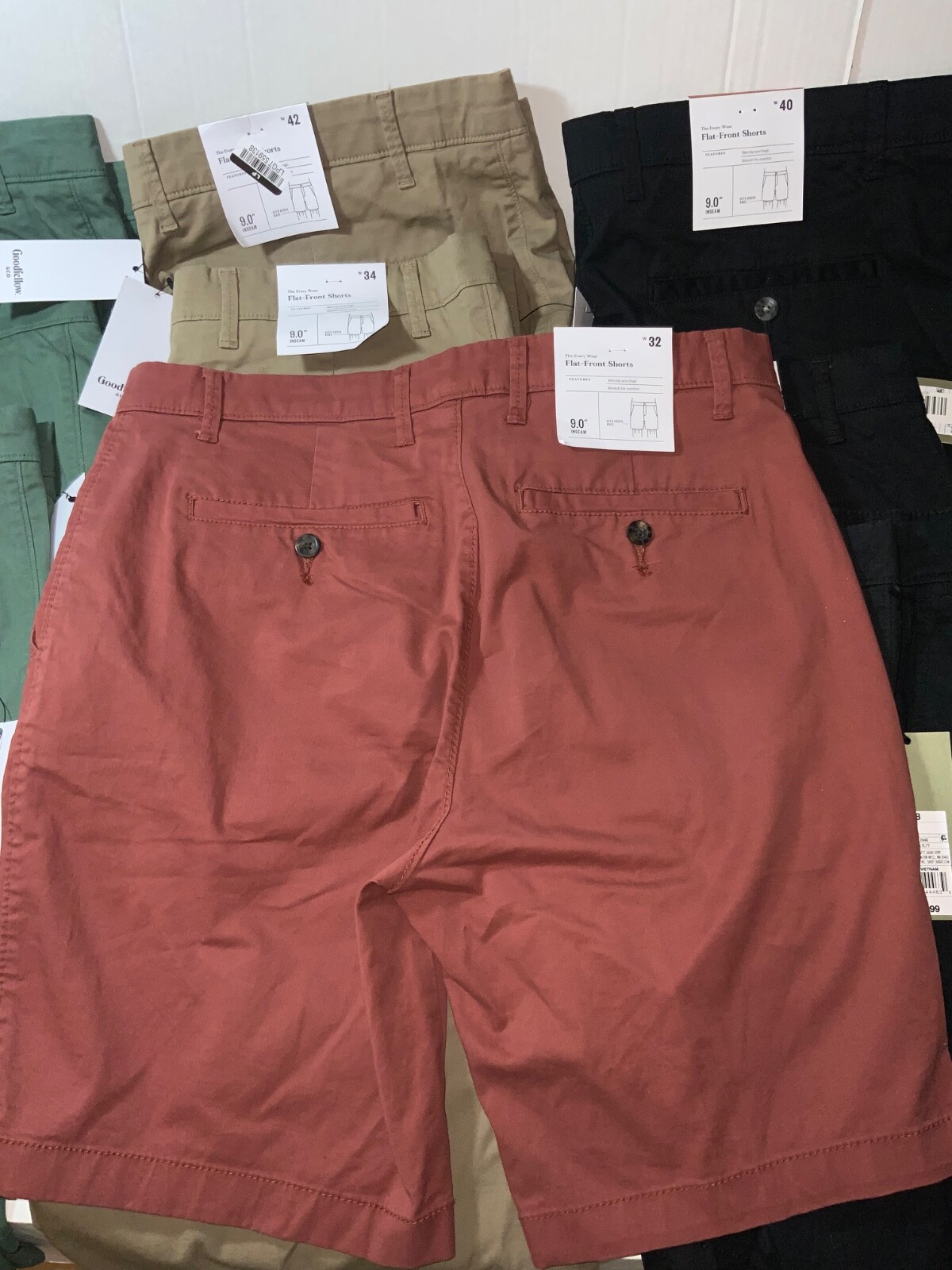 Men’s 9″ Flat Front Short Black Green Red Khaki 28 30 32 34 36 40 42 Goodfellow