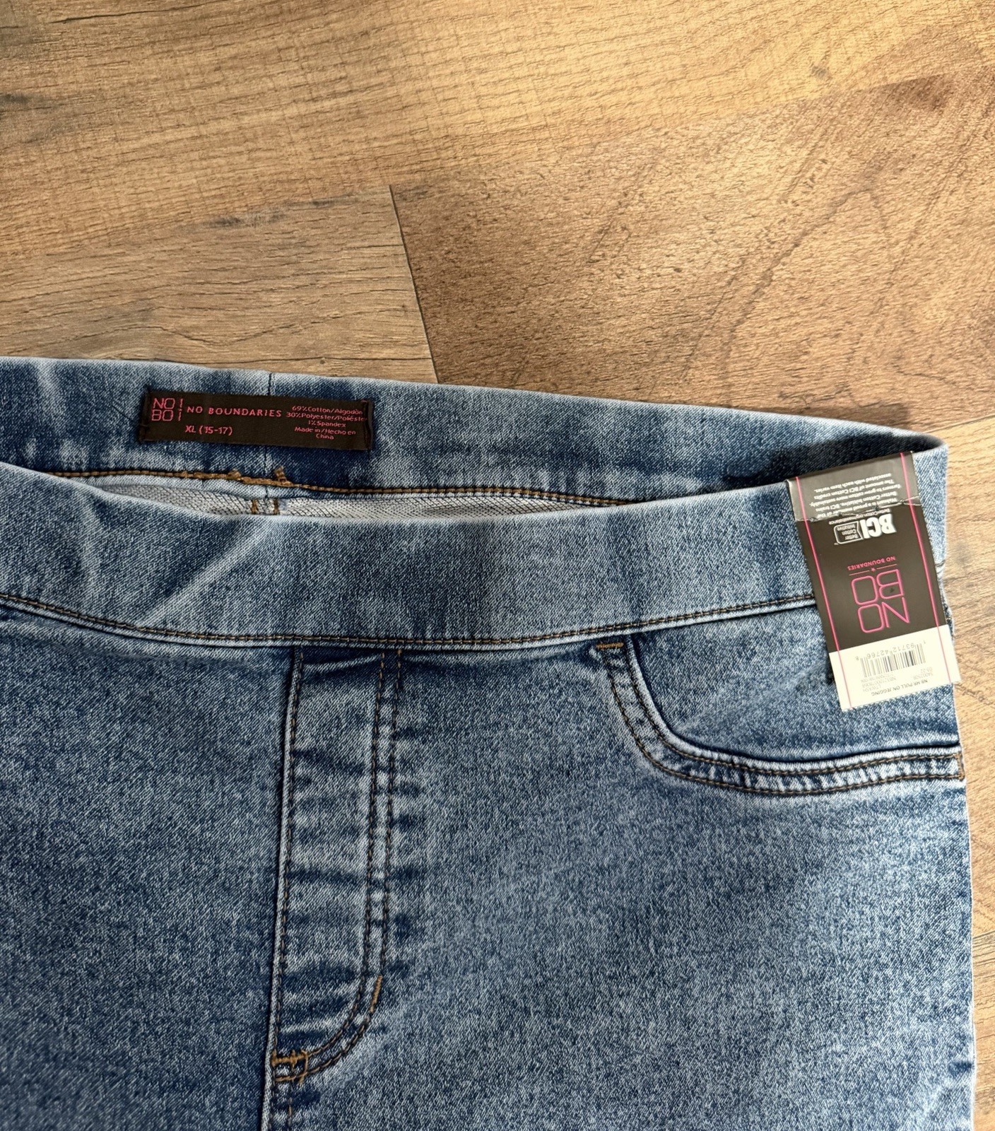 No Boundaries Women’s Juniors XL (15-17) Skinny Jeans Blue Medium Wash Stretch