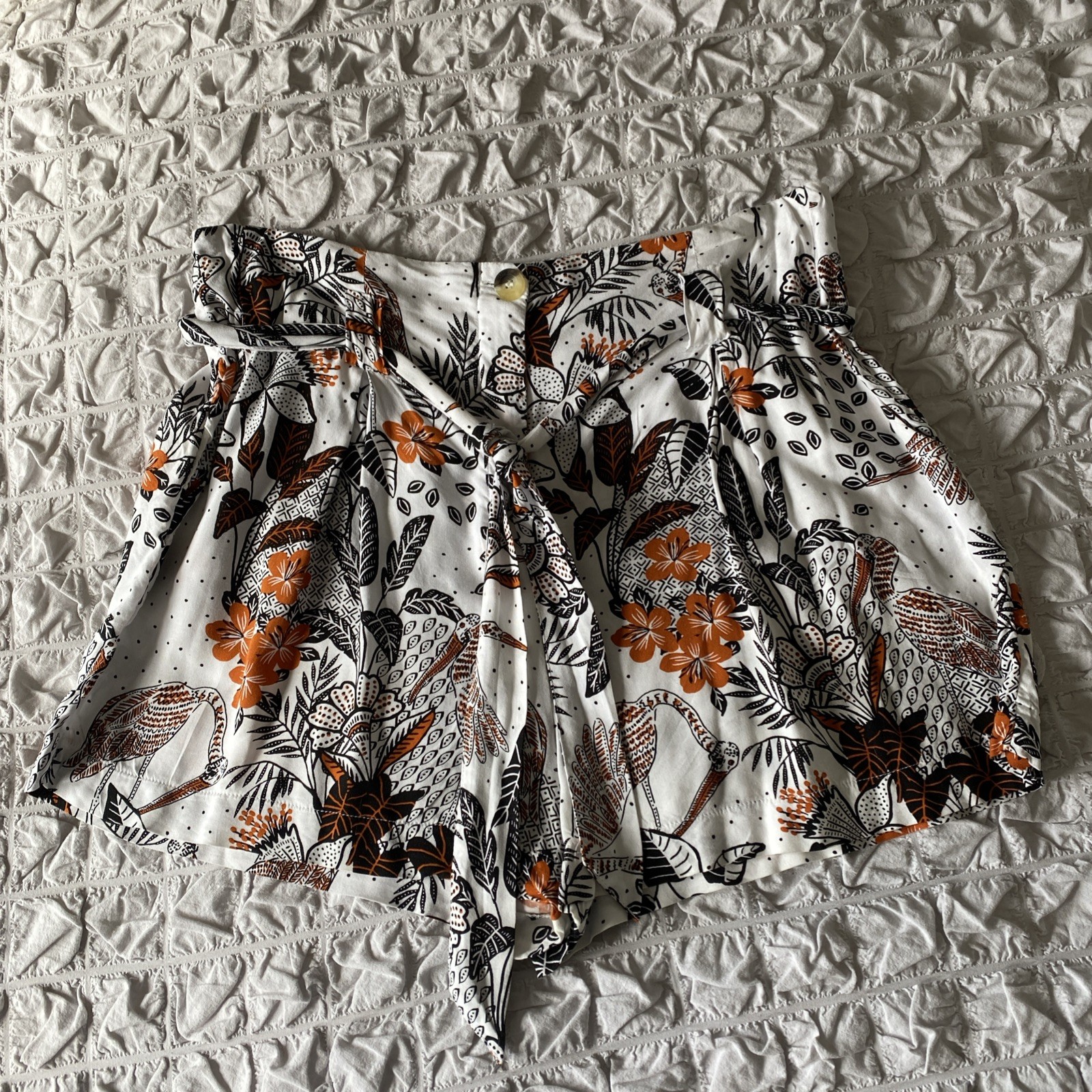 Superdry Women’s Size 12 Paper bag Shorts white, black, orange Self Tie Belt