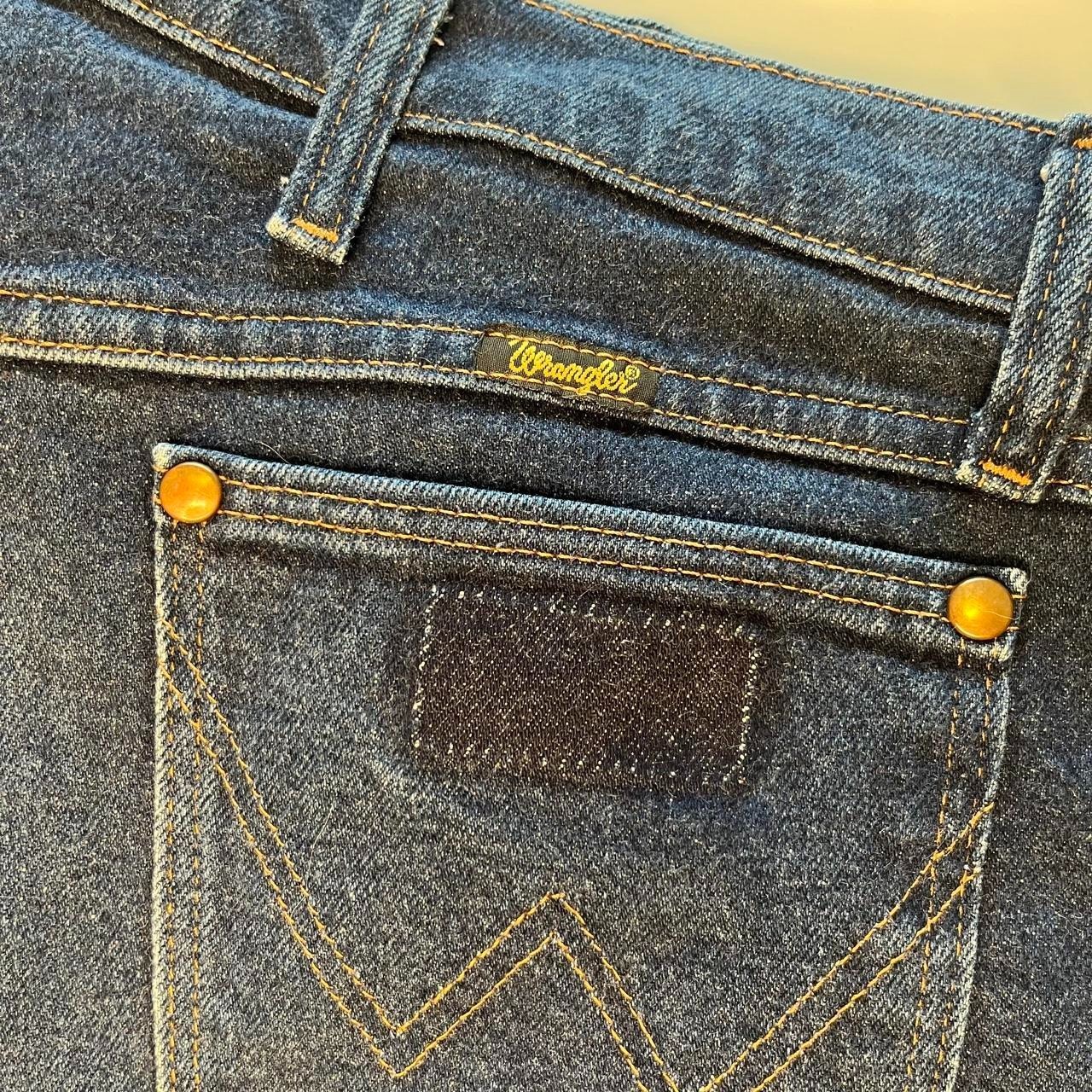 Vintage Wrangler Cowboy Cut jeans Size 40 x 34. Check measurements.