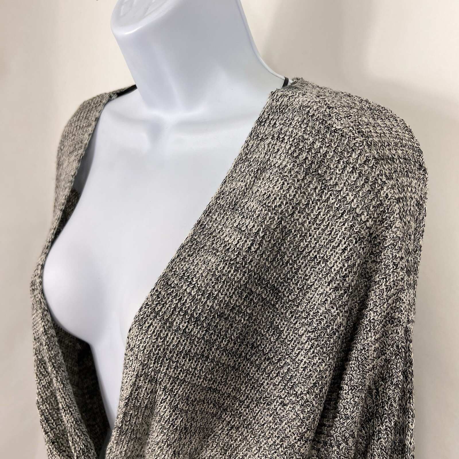 A.n.a Sweater Women’s Small Draped Knotted Long Sleeve Scoop Neck Lightweight