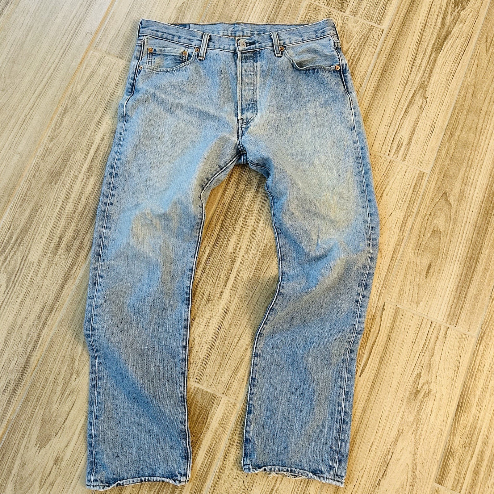 Levis 501 XX Jeans Mens Button Fly 34×32 Light Wash Modern Y2K