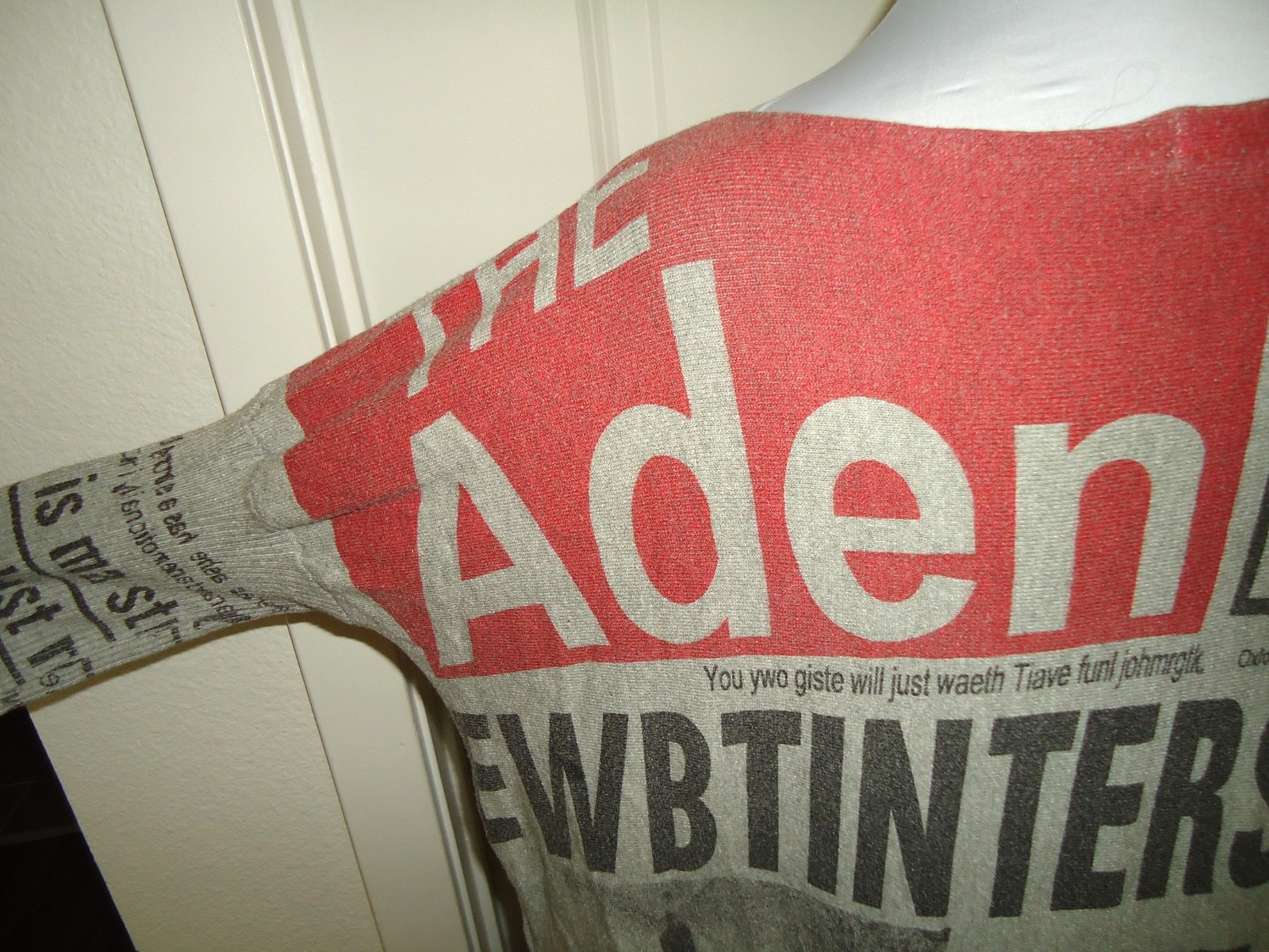 ELLAZHU Sweater-Baggy-Knitted Fabric-Newspaper Design By Vogue of Eden L-XXL