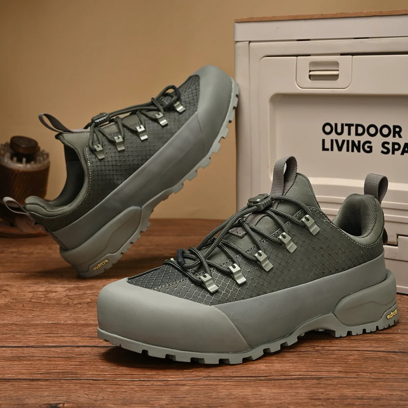 Men’s Lightweight Sneakers Casual Walking Non-Slip Breathable Mesh Sports Shoes